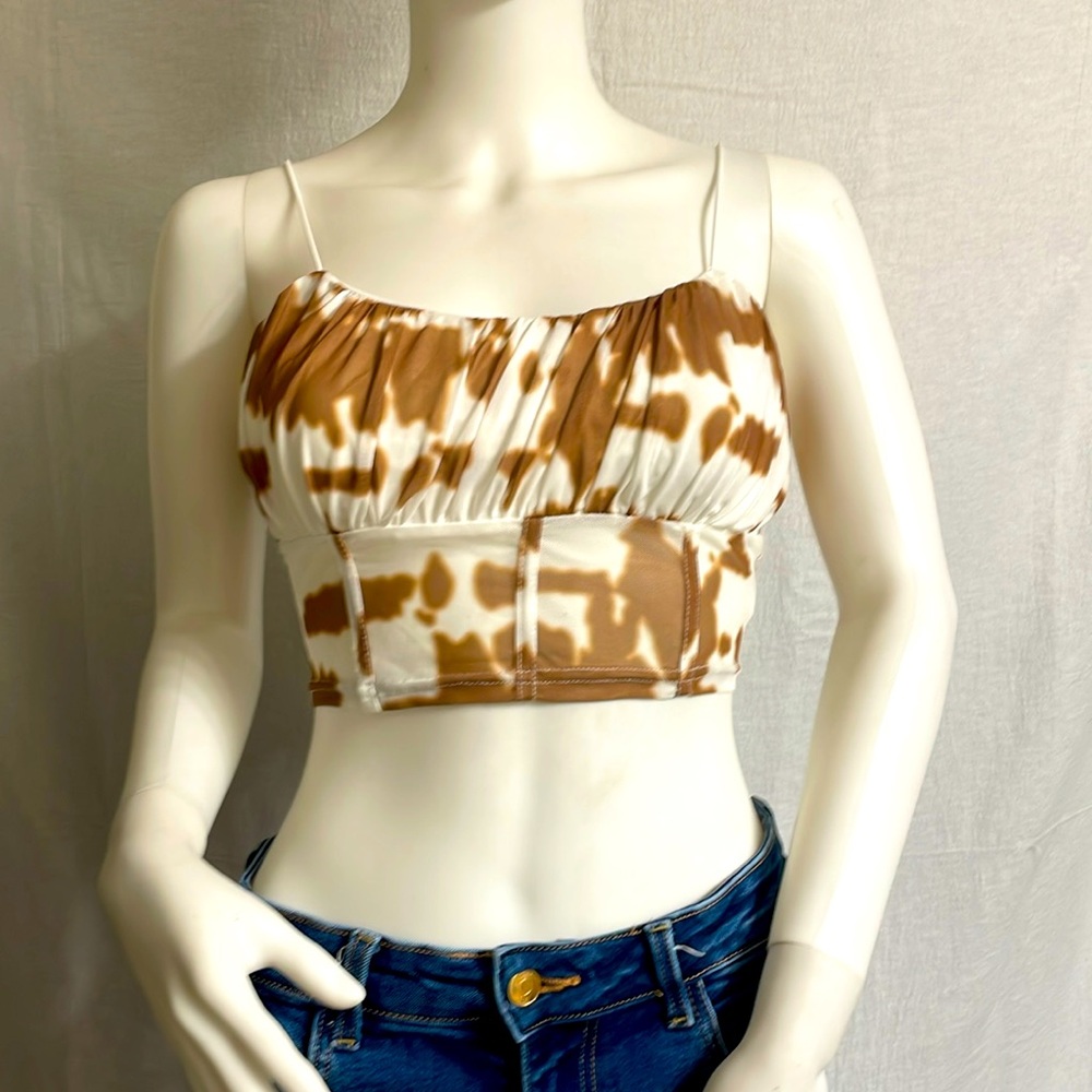 Beivy white and brown crop top size M
